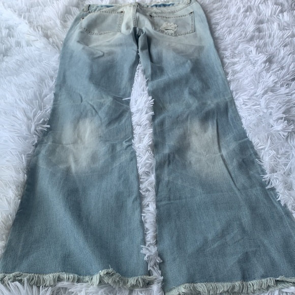 Revolt Distressed Bootcut Light Jeans - Picture 4 of 5